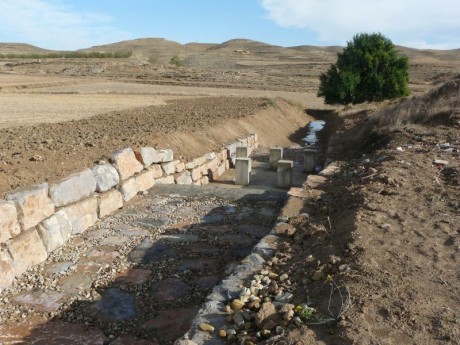 Barranco acondicionado por la CHE.