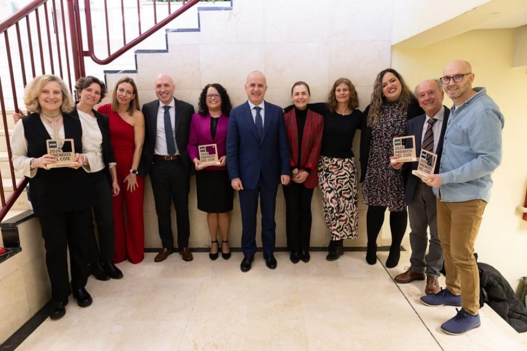 UNED CALATAYUD PREMIO ORIENTACIÓN. FOTO DE UNED