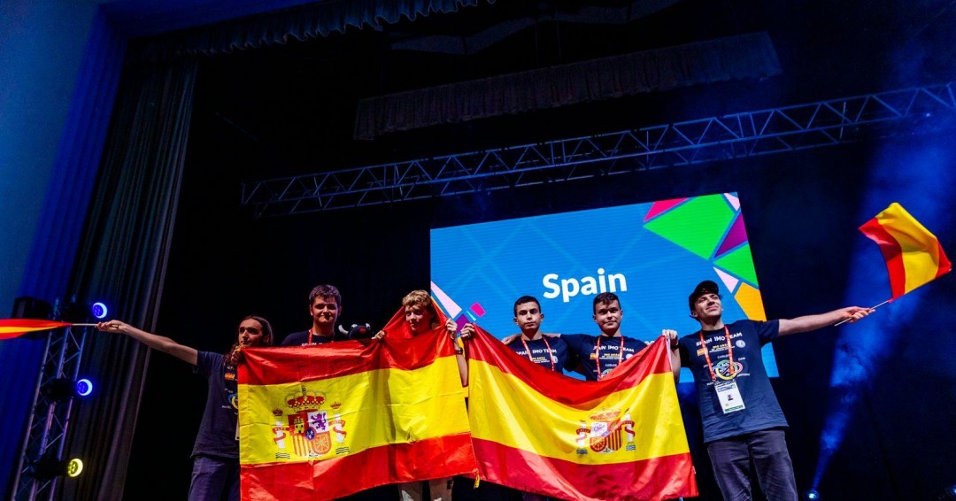 JAVIER BADESA OLIMPIADA MATEMÁTICA INTERNACIONAL