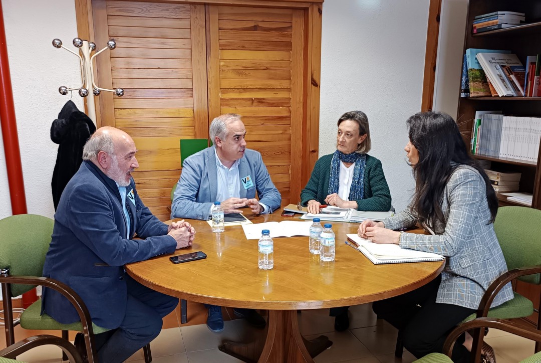 REUNIÓN CON LAS DIRECTORAS DE VIVIENDA Y DE SUELO Y VIVIENDA DE ARAGÓN
