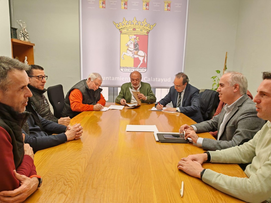 FIRMA ACUERDO CON ENDESA 